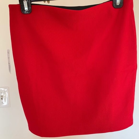 Forever 21 bodycon skirt - Picture 2 of 2